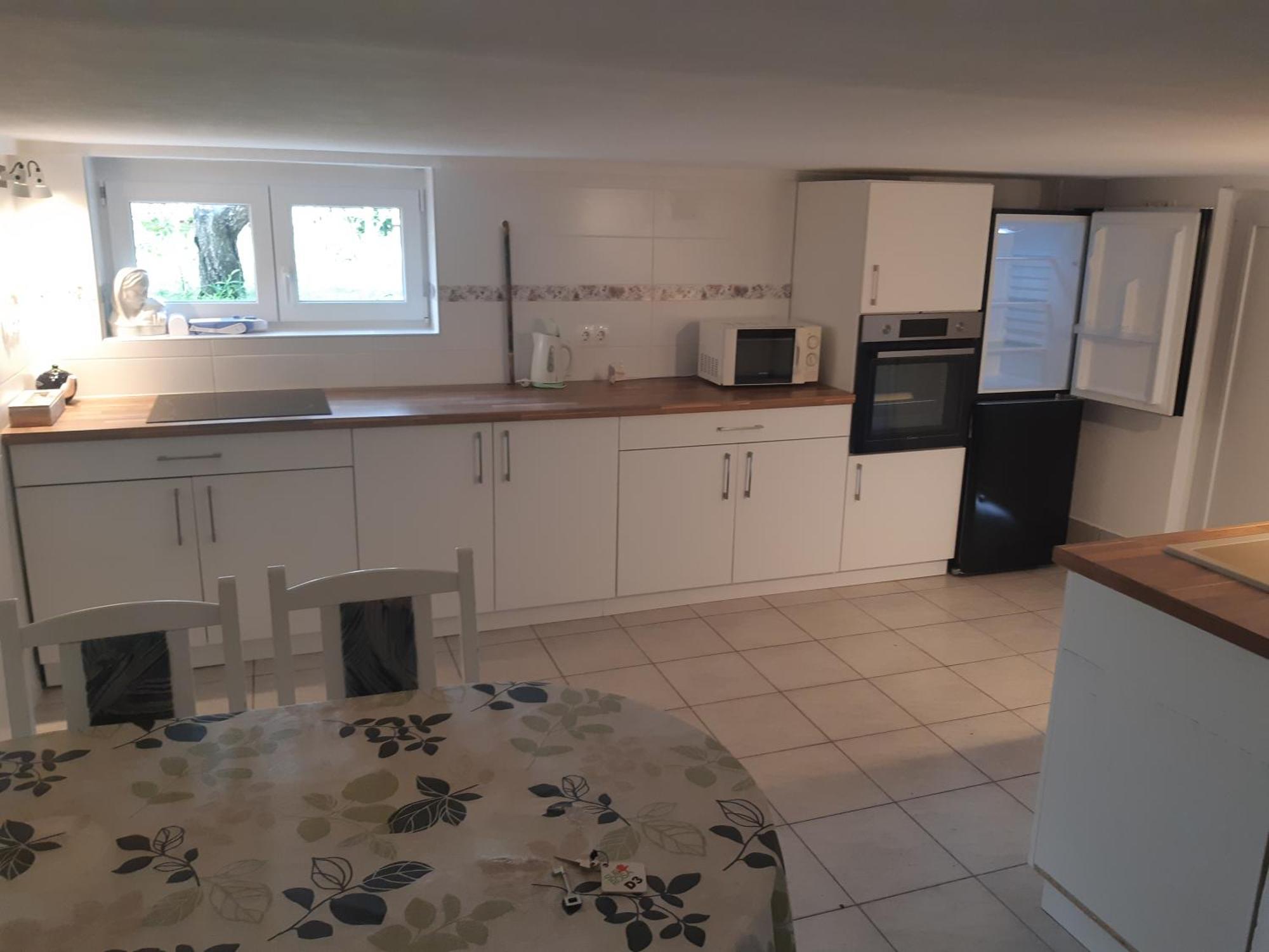 Sub Rosa Two-Bedroom Apartment บาลาตอนเฟนีแวช ภายนอก รูปภาพ